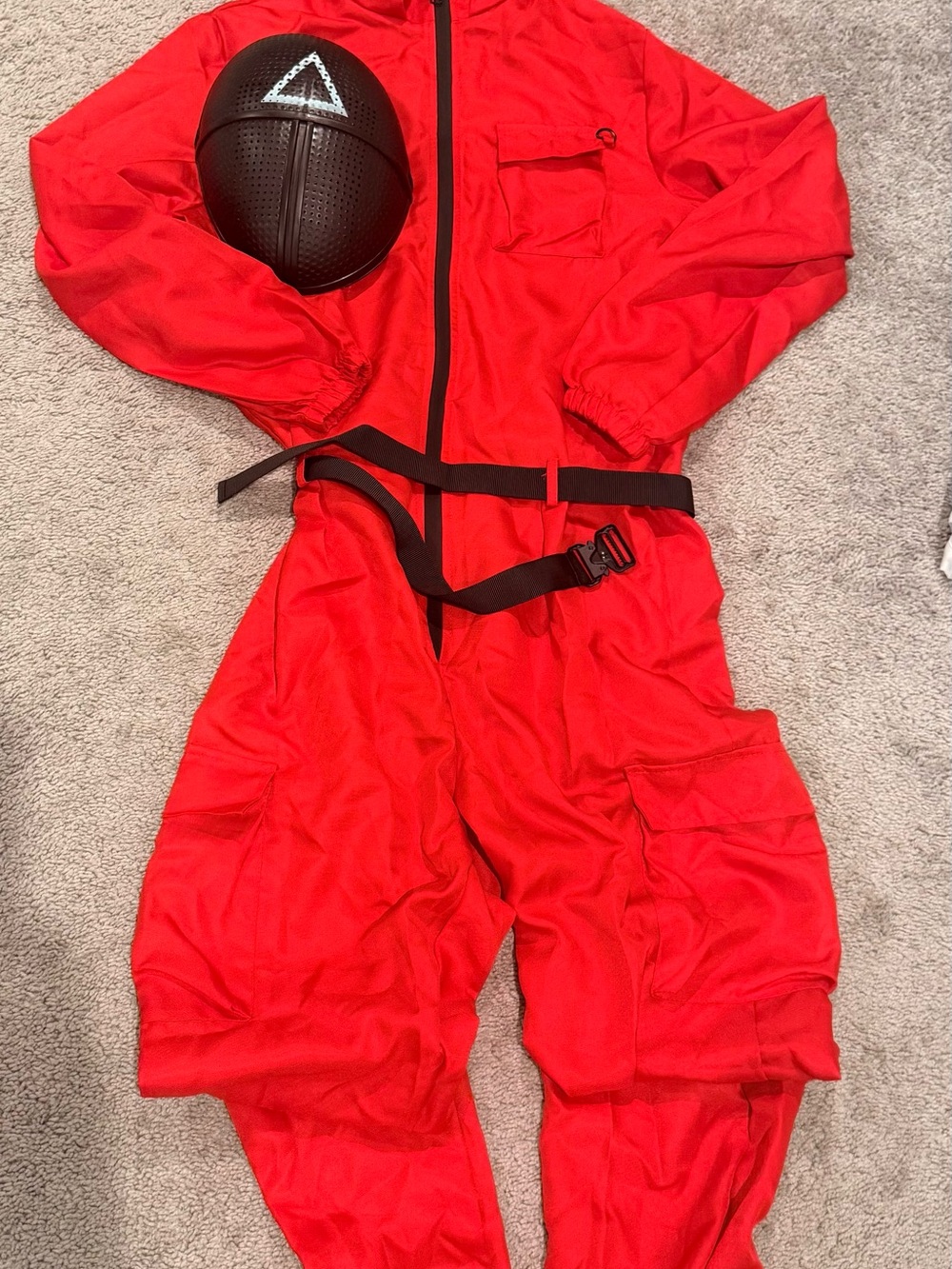 Squid Game o Juego del Calamar Red Costume Jumpsuit with Black Belt and Mask
